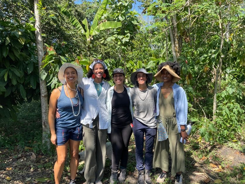 Grupos y comunidad en Tierra Negra · Finca Tierra Negra
